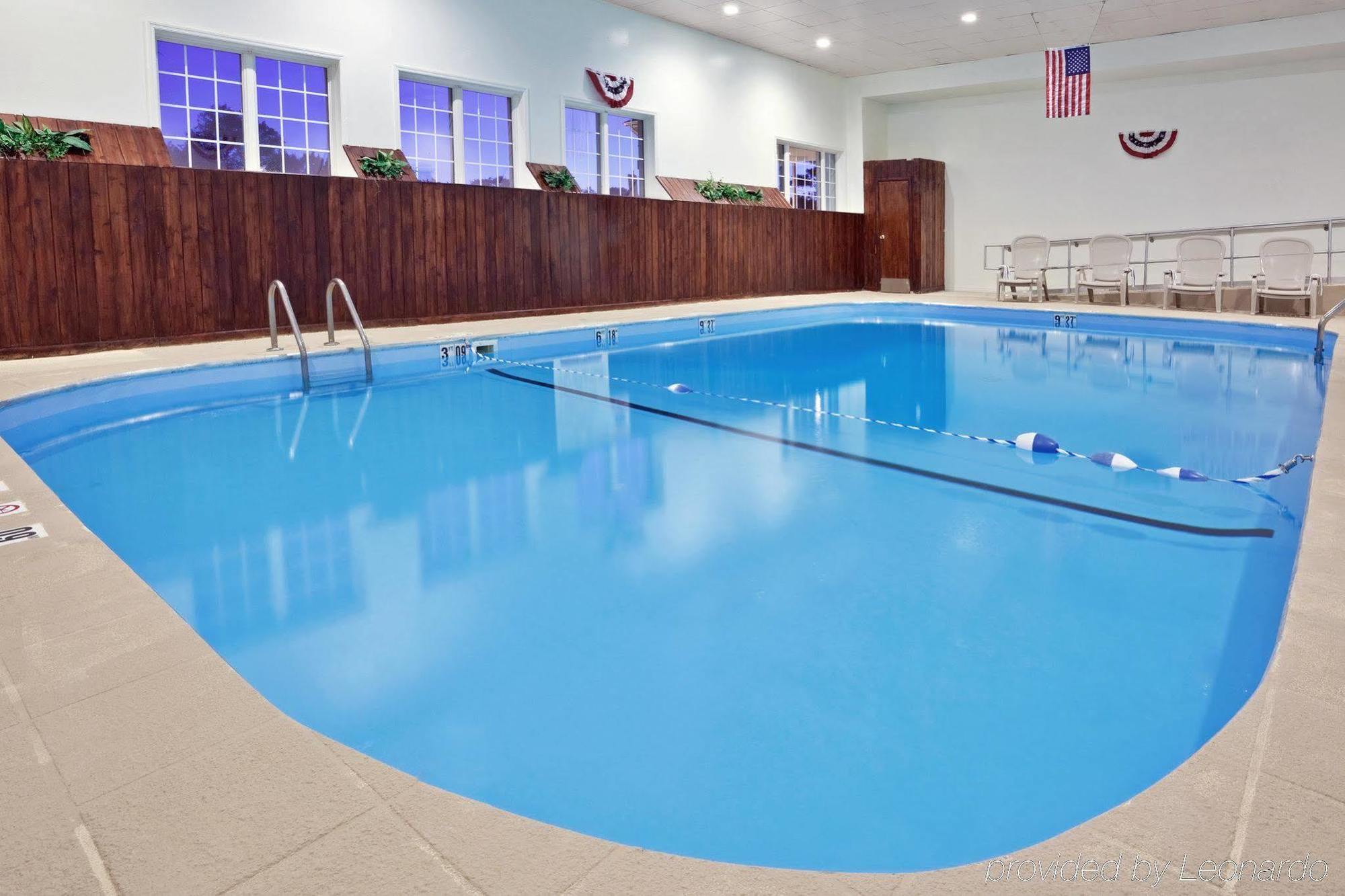 Holiday Inn Columbus North I-270 Worthington エクステリア 写真